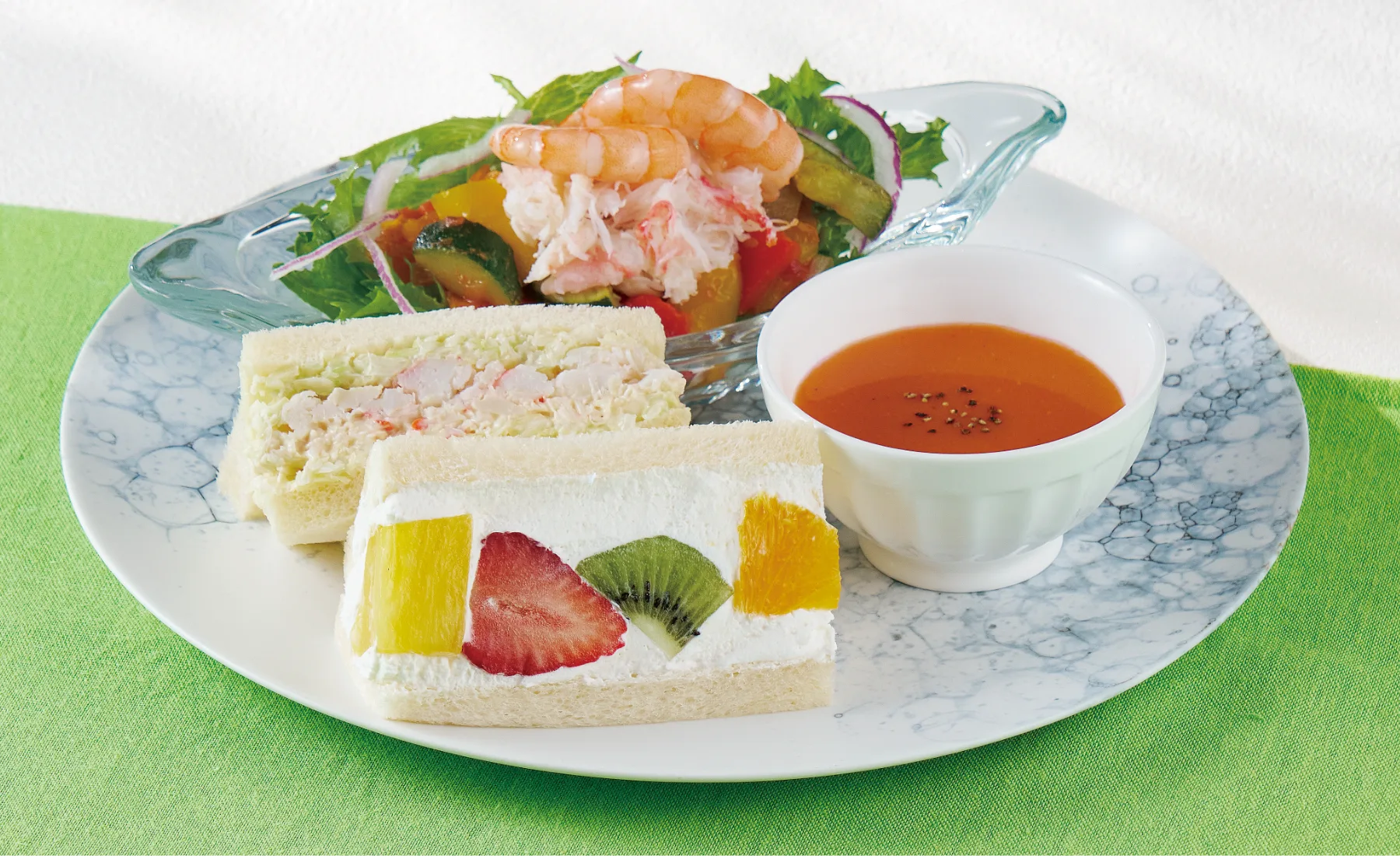 夏野菜のラタトゥイユと小海老・かにのサラダ 選べるサンドプレート